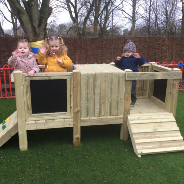 Medium Wooden Adventure Unit With Tunnel
