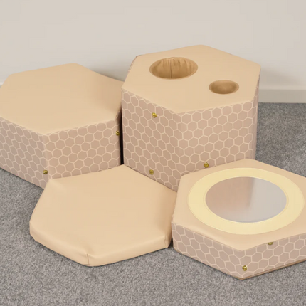 Small Beehive Discovery Soft Play Set