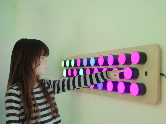 Rotating Colour Spectrum Light Panel – Wall-Mounted LED Sensory Light