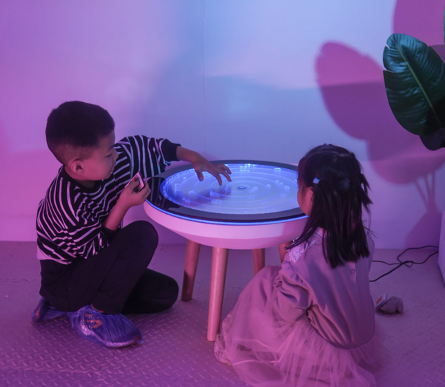 Maze Bubble Sensory Light Table